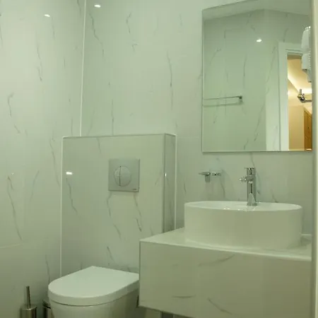 Medusa 2* Όρμος Πρίνου