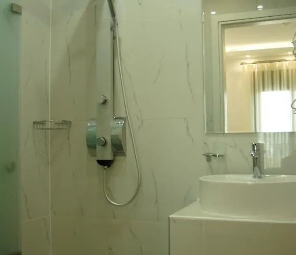 Medusa 2* Órmos Prínou