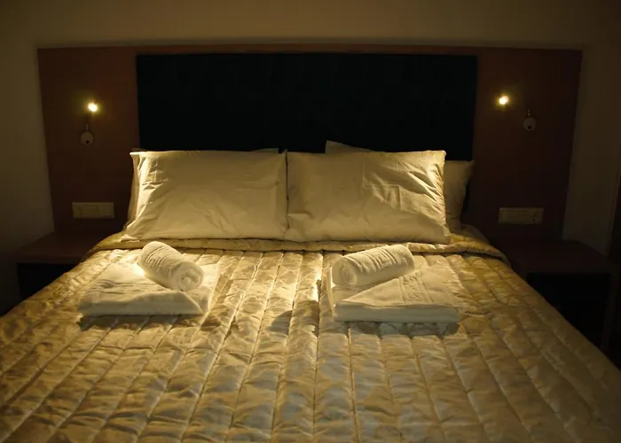 Medusa 2* Órmos Prínou