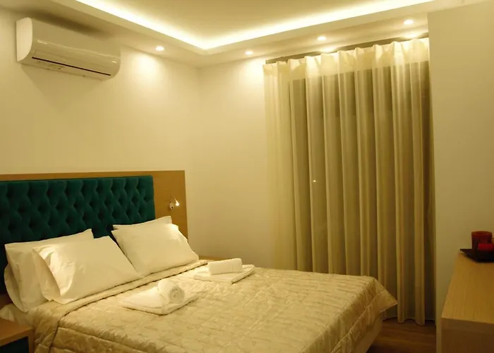 Medusa 2* Órmos Prínou